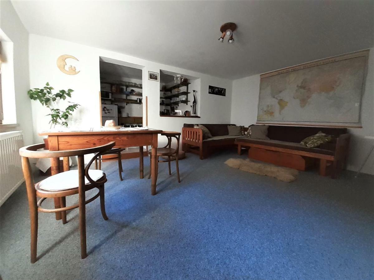Vidiecky Apartman Kubo Павчина-Легота Экстерьер фото